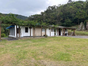 Hostel Serramar